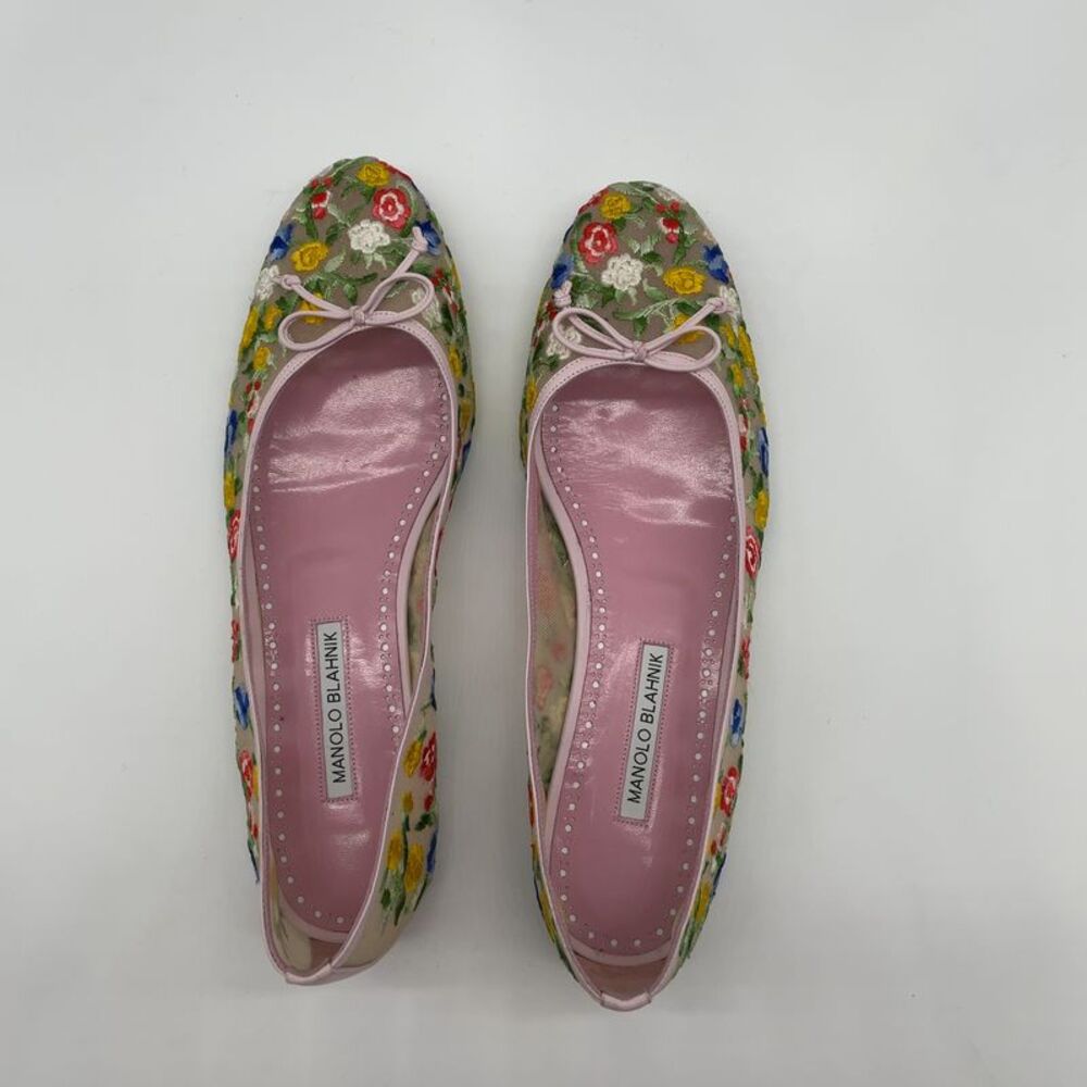 Manolo Blahnik Floral Embroidered Pink Trim Ballet Flats - Picture 5 of 6